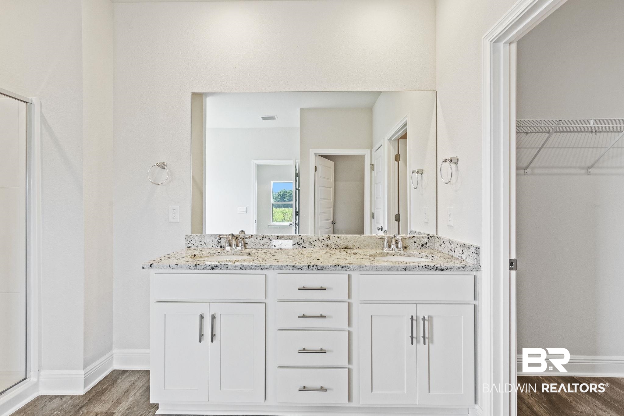 11303 Genuine Risk Circle Daphne, AL 36526 - Photo 41 of 100 Primary Double Vanity