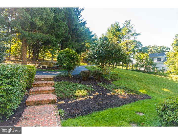 337 Beaumont Road Devon, PA 19333 - Photo 3 of 25