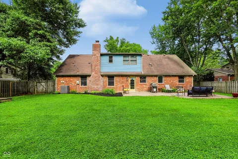 $579,000 | 242 Beechmont Drive, Carmel, IN 46032