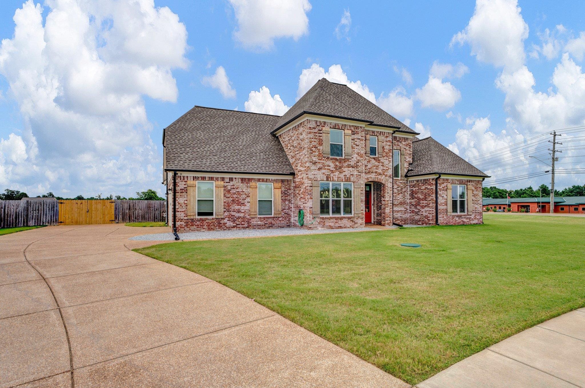 21 Trinity Cove Atoka, TN 38004 - Photo 21 of 21 a view of a house with garden