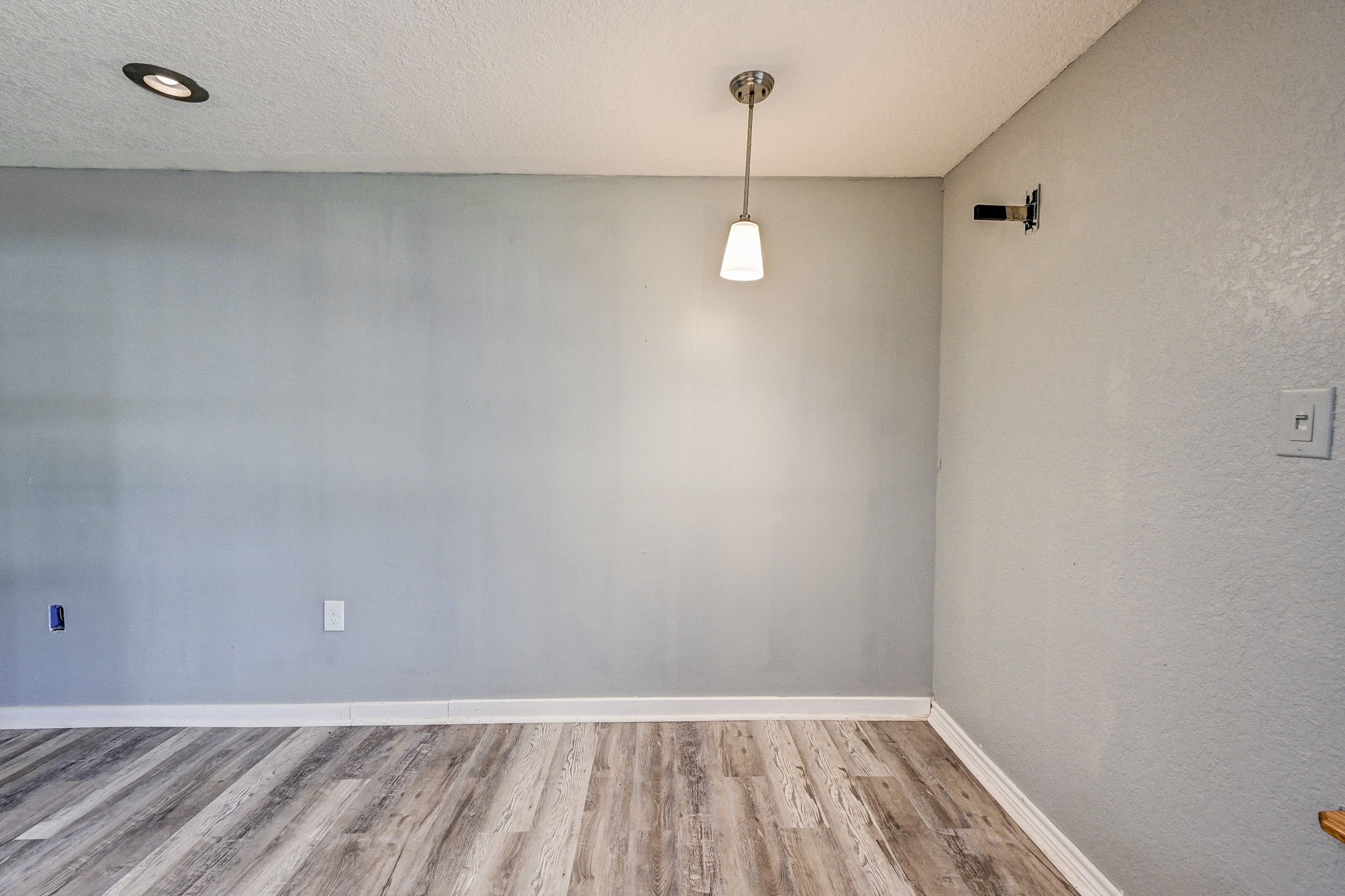 858 Big Hawg Road Trinity, TX 75862 - Photo 23 of 47 a view of an empty room with a window