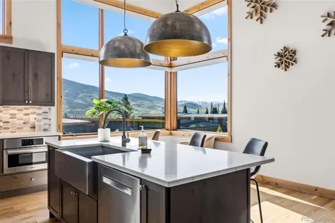 $3,300,000 | 83 McKay Place, Silverthorne, CO 80498