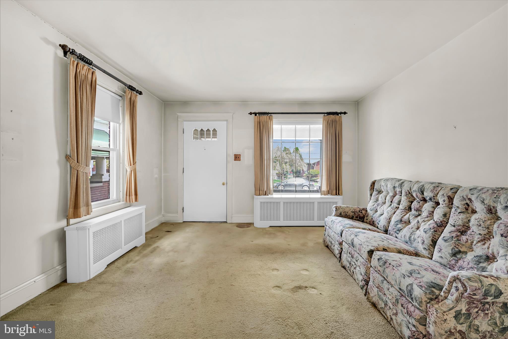 1340 Fern Avenue Reading, PA 19607 - Photo 8 of 30 Living Area