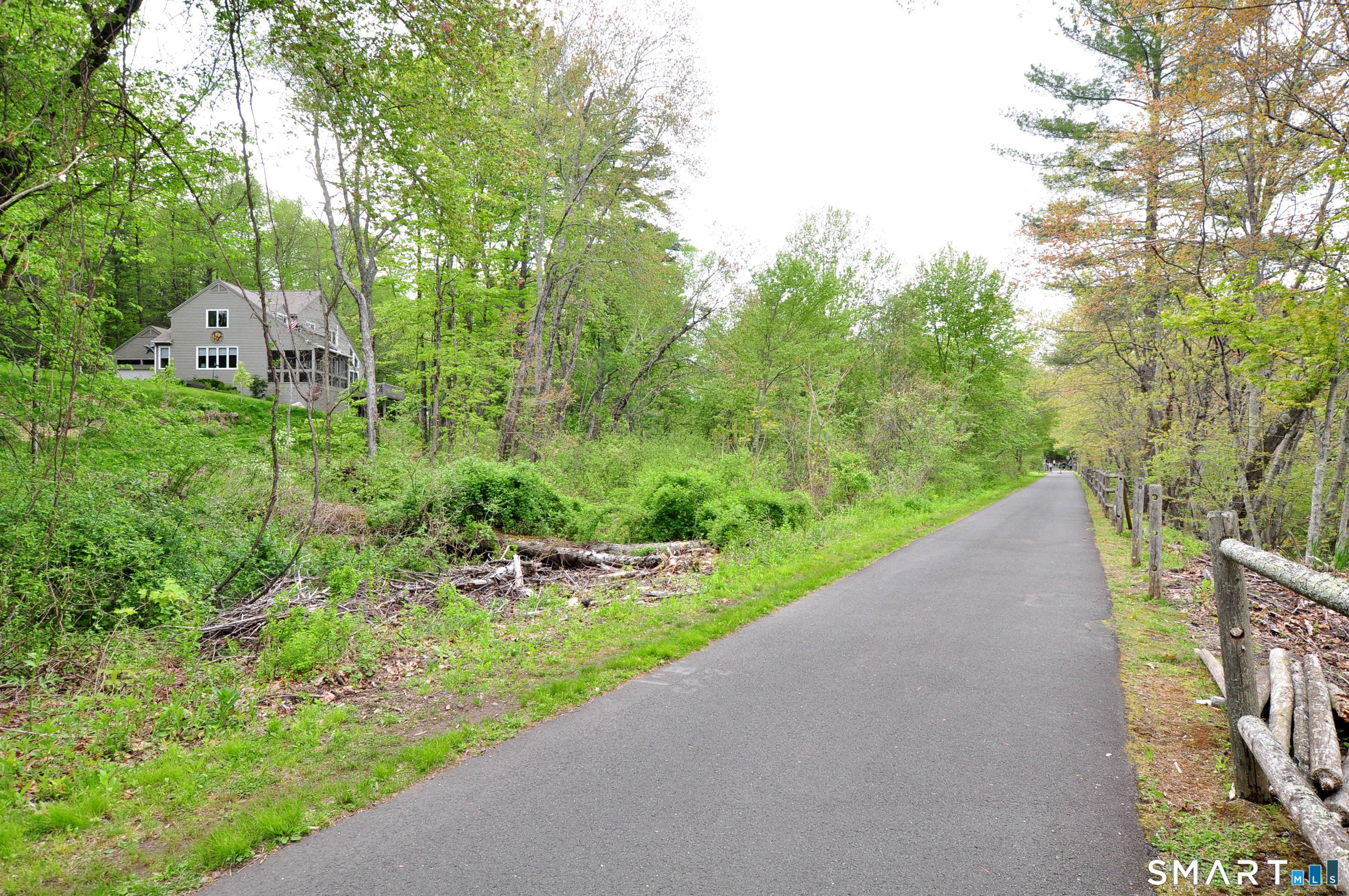 670 Quarry Road Suffield, CT 06093 - Photo 10 of 40