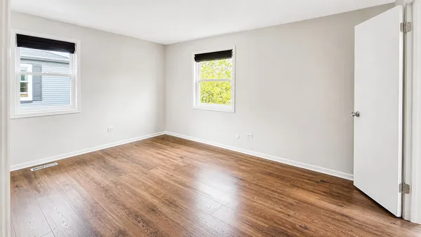 $2,299 | 1320 Inverrary Lane, Unit 1320, Deerfield, IL 60015