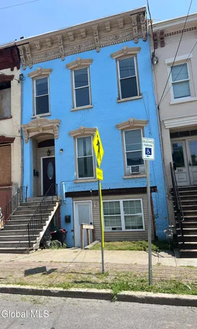 $249,900 | 211 Clinton Avenue, Albany, NY 12210