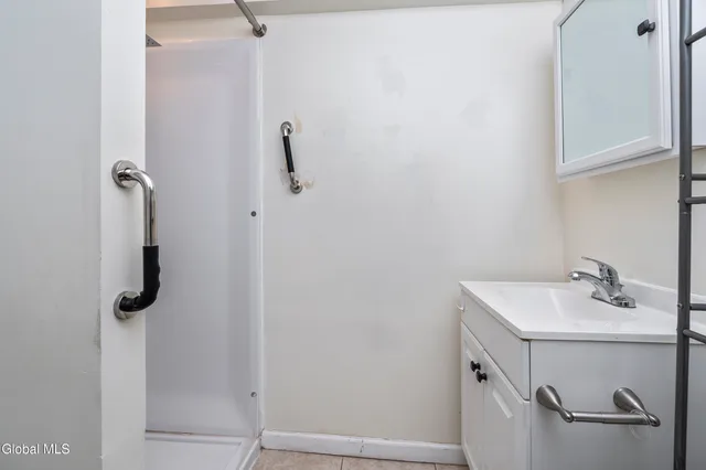 $249,900 | 211 Clinton Avenue, Albany, NY 12210