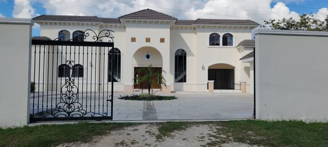 a view of a front door of the house