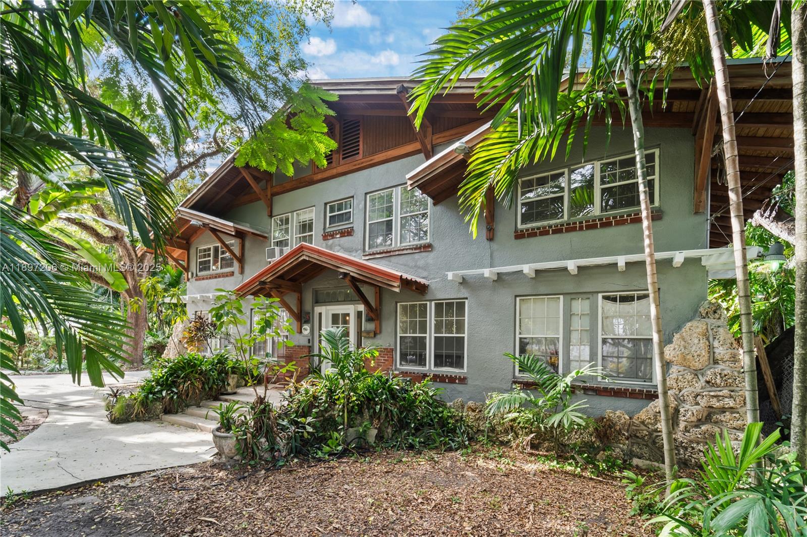 752 Northwest 7th Street Road Miami, FL 33136 - Photo 14 of 23