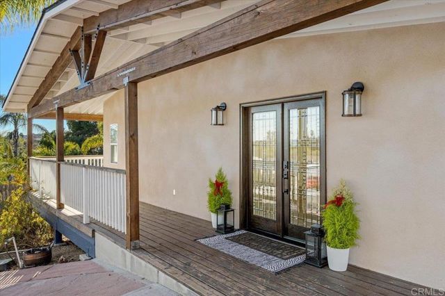 $1,100,000 | 1971 Bernardo Avenue, Escondido, CA 92025