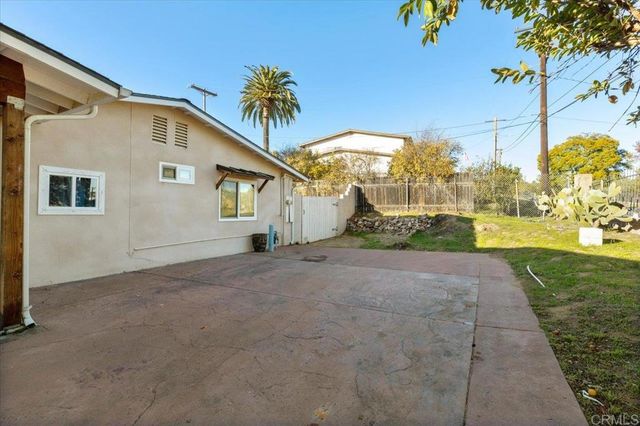 $1,100,000 | 1971 Bernardo Avenue, Escondido, CA 92025