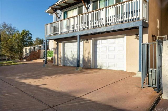$1,100,000 | 1971 Bernardo Avenue, Escondido, CA 92025