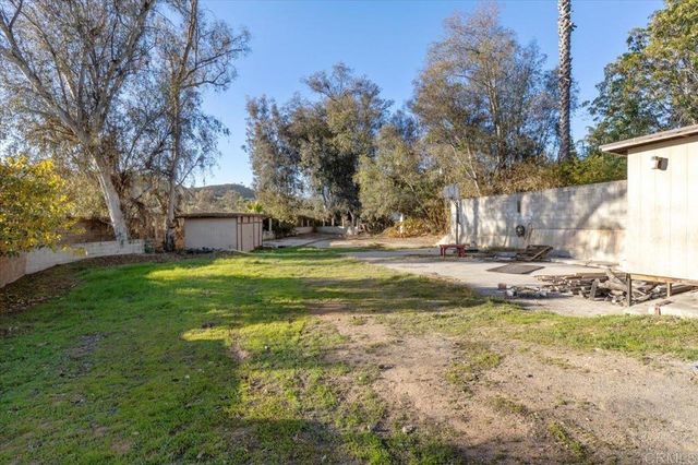 $1,100,000 | 1971 Bernardo Avenue, Escondido, CA 92025