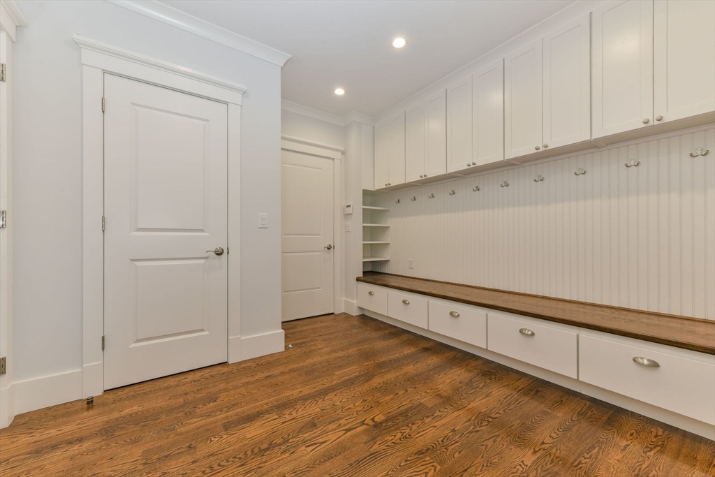 28 Sumner Street, Unit 28 Newton, MA 02459 - Photo 12 of 32