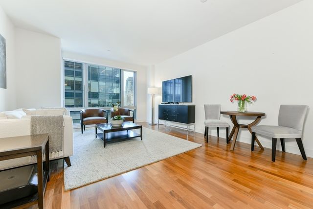 $965,000 | 500 Atlantic Avenue, Unit 16Q, Boston, MA 02210