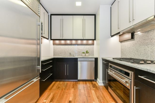 $965,000 | 500 Atlantic Avenue, Unit 16Q, Boston, MA 02210