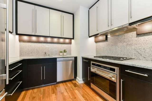 $965,000 | 500 Atlantic Avenue, Unit 16Q, Boston, MA 02210