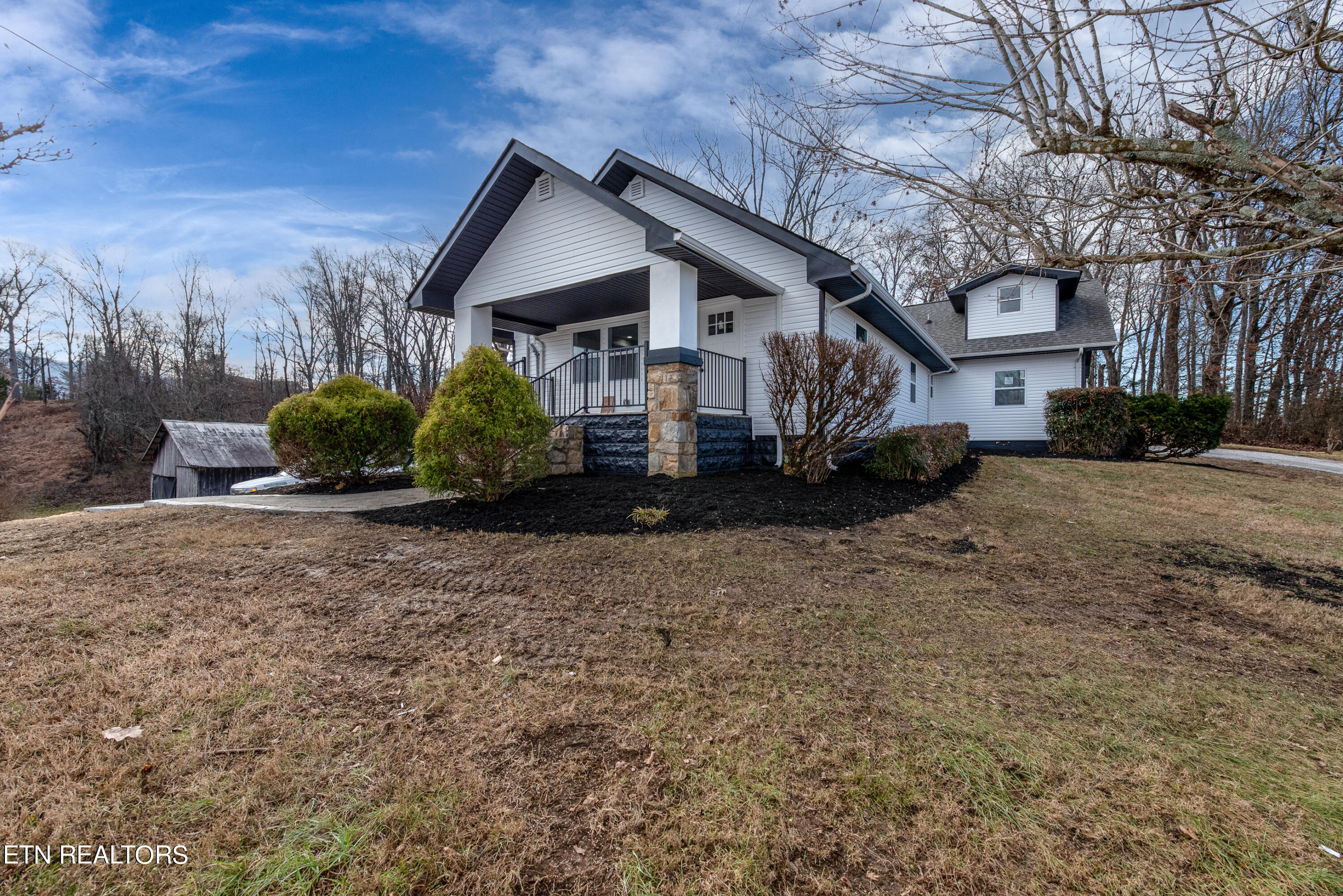 4925 Bethlehem Road Walland, TN 37886 - Photo 4 of 37 Photo 4