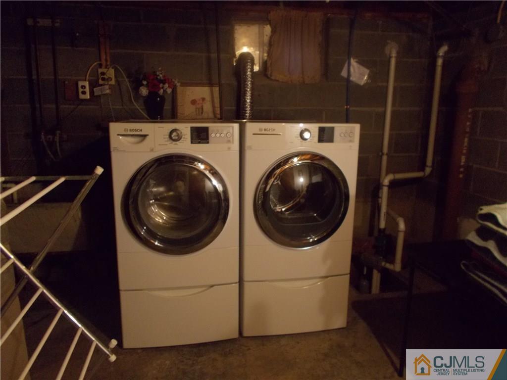 78 Alexander Street Edison, NJ 08820 - Photo 12 of 13 Gallery Image 12