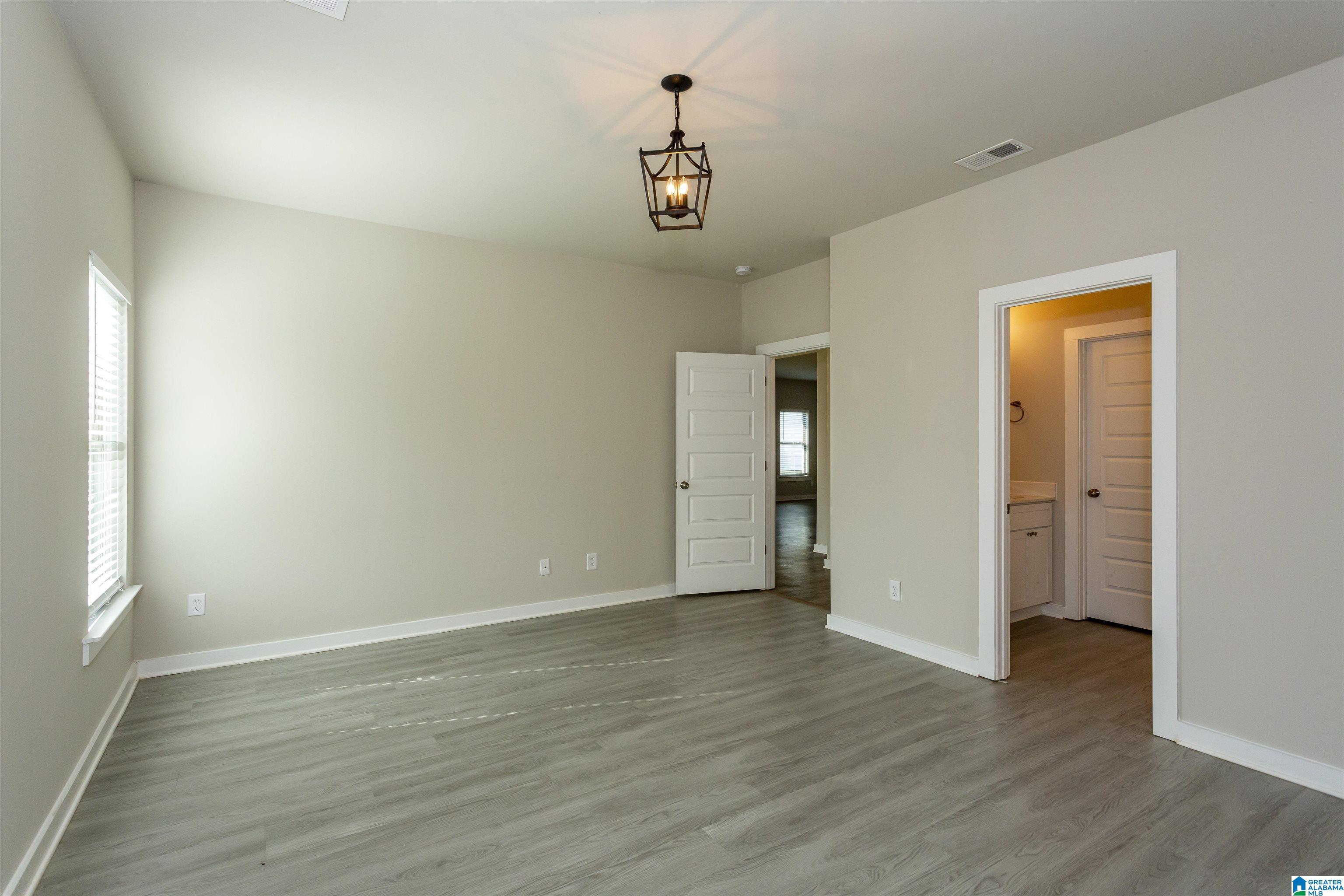 470 Ridgeview Circle Jemison, AL 35085 - Photo 20 of 37
