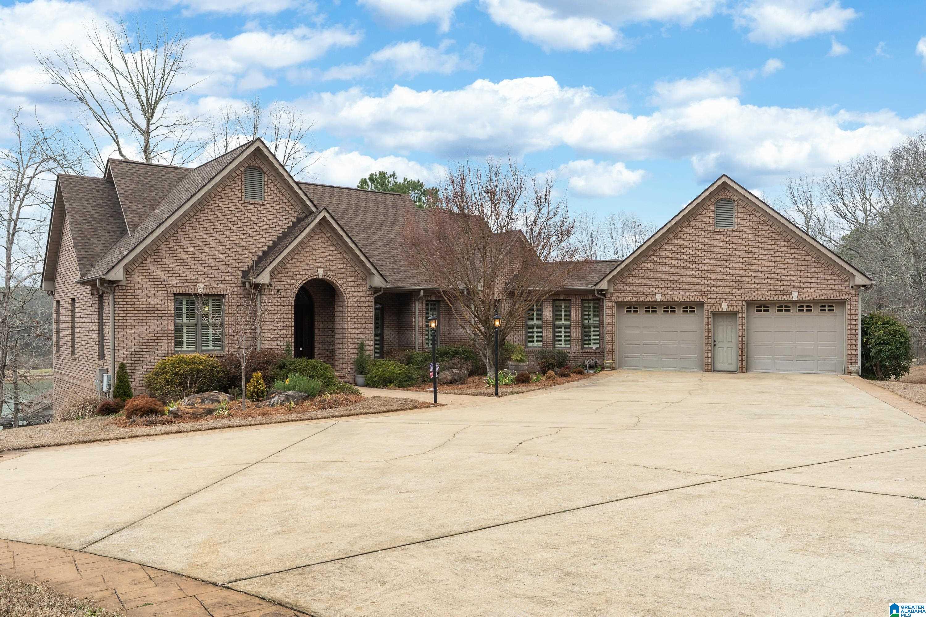 22348 Rosser Lane McCalla, AL 35111 - Photo 2 of 91