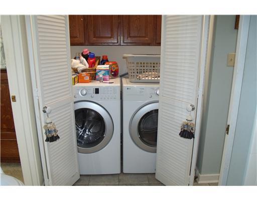304 Northfield Boulevard, Unit 304 Springfield, OH 45503 - Photo 19 of 25