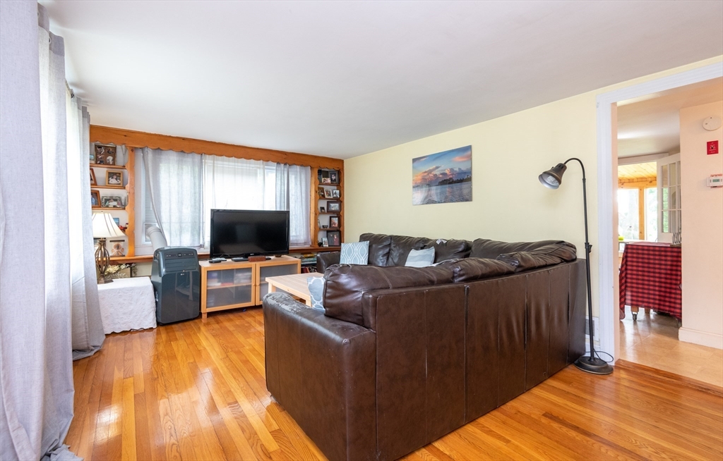38 Island Park Road Ipswich, MA 01938 - Photo 11 of 34 Gallery Image 11