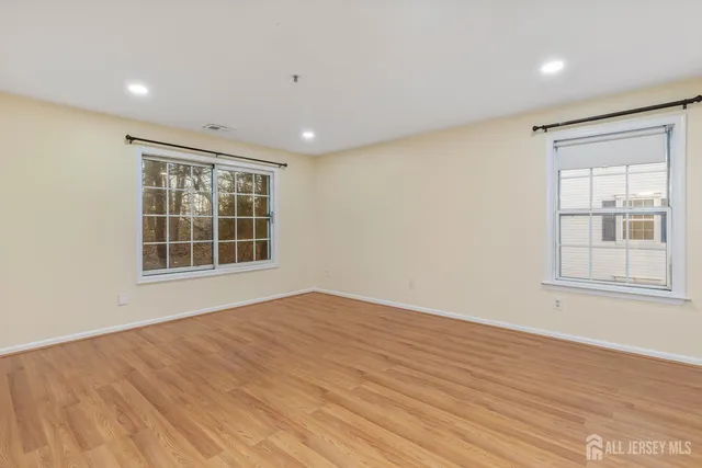 $2,450 | 828 Waterford Drive, Edison, NJ 08817