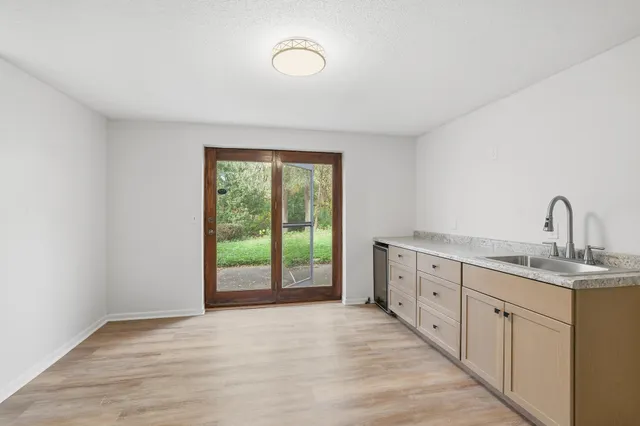 $395,000 | 3101 McKnight Road North, St. Paul, MN 55109