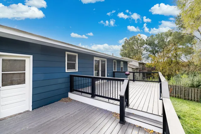 $385,000 | 3101 McKnight Road North, Maplewood, MN 55109