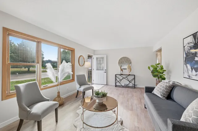 $395,000 | 3101 McKnight Road North, St. Paul, MN 55109