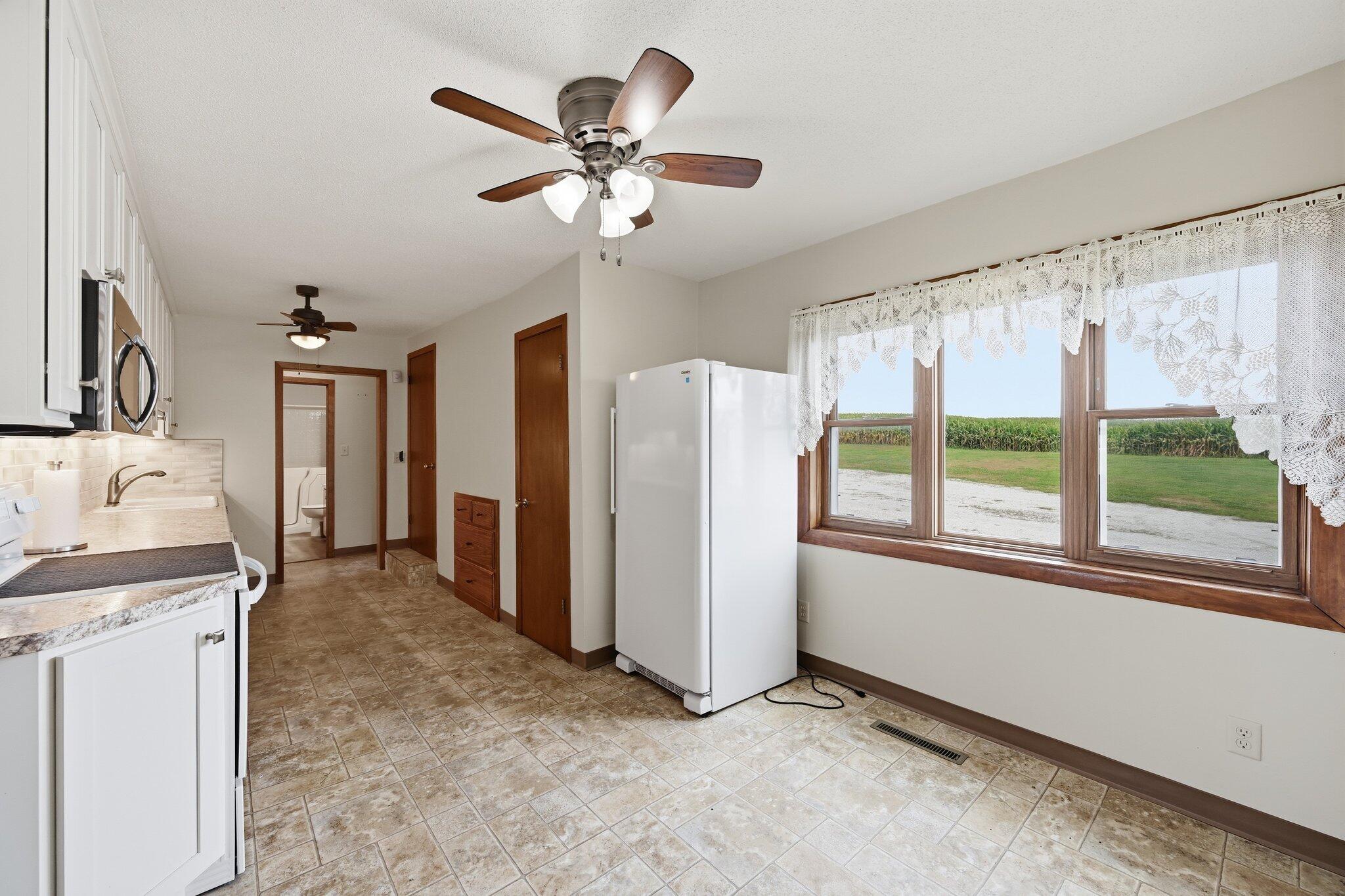 427 Orange Road Harlan, IA 51537 - Photo 10 of 38 Gallery Image 10