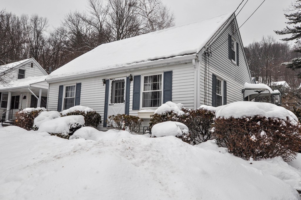96 Almount Road Fitchburg, MA 01420 - Photo 1 of 22 Gallery Image 1