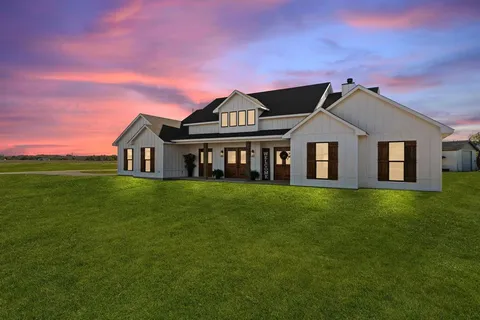 $1,099,999 | 14346 Quail Lane, Terrell, TX 75160