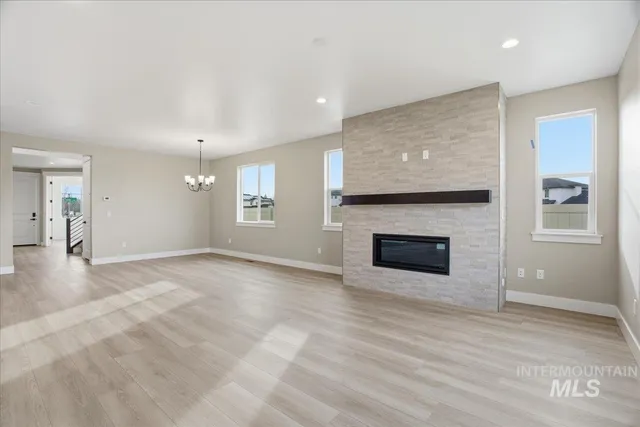 $689,990 | 6050 North Torva Avenue, Meridian, ID 83646