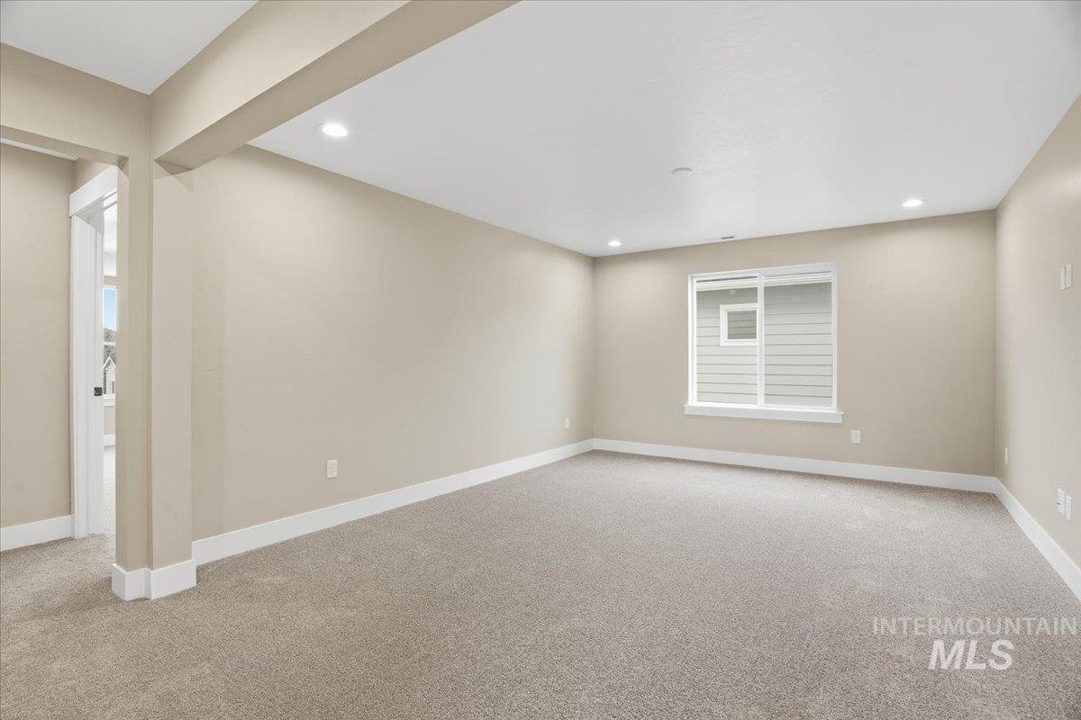 6050 North Torva Avenue Meridian, ID 83646 - Photo 19 of 44