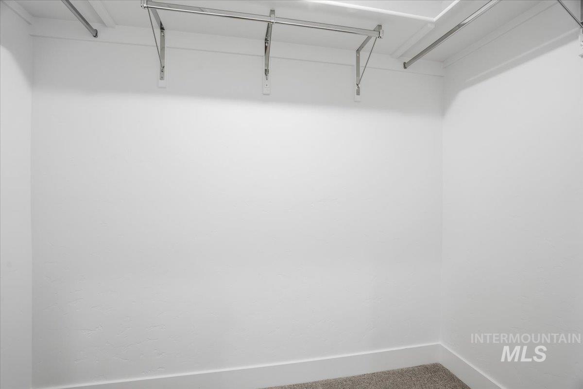 6050 North Torva Avenue Meridian, ID 83646 - Photo 24 of 44