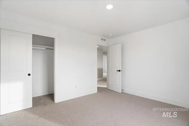 $689,990 | 6050 North Torva Avenue, Meridian, ID 83646