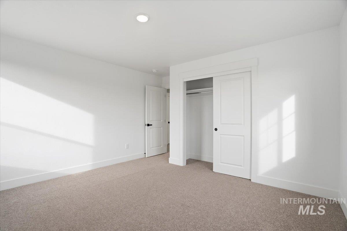 6050 North Torva Avenue Meridian, ID 83646 - Photo 32 of 44