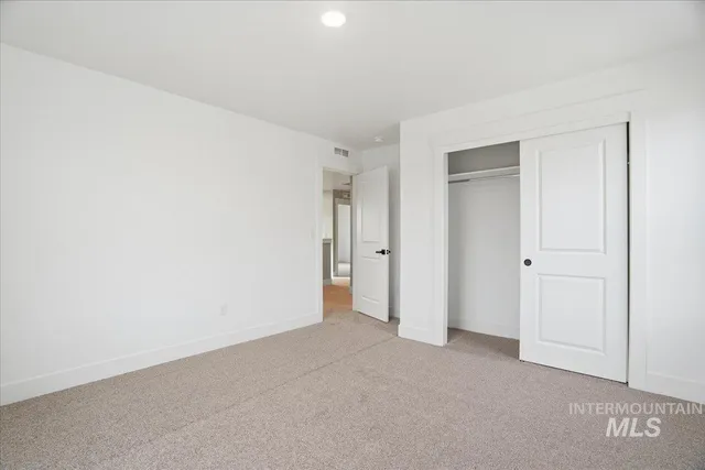 $689,990 | 6050 North Torva Avenue, Meridian, ID 83646