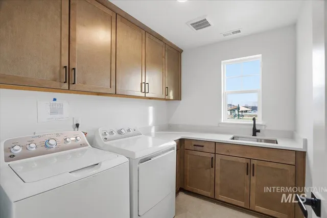 $689,990 | 6050 North Torva Avenue, Meridian, ID 83646