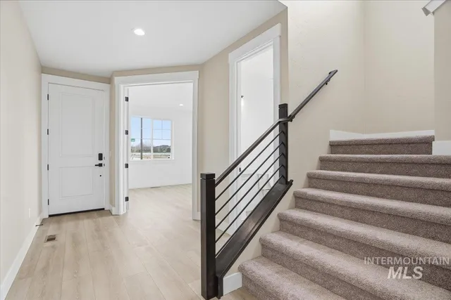 $689,990 | 6050 North Torva Avenue, Meridian, ID 83646