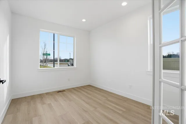 $689,990 | 6050 North Torva Avenue, Meridian, ID 83646