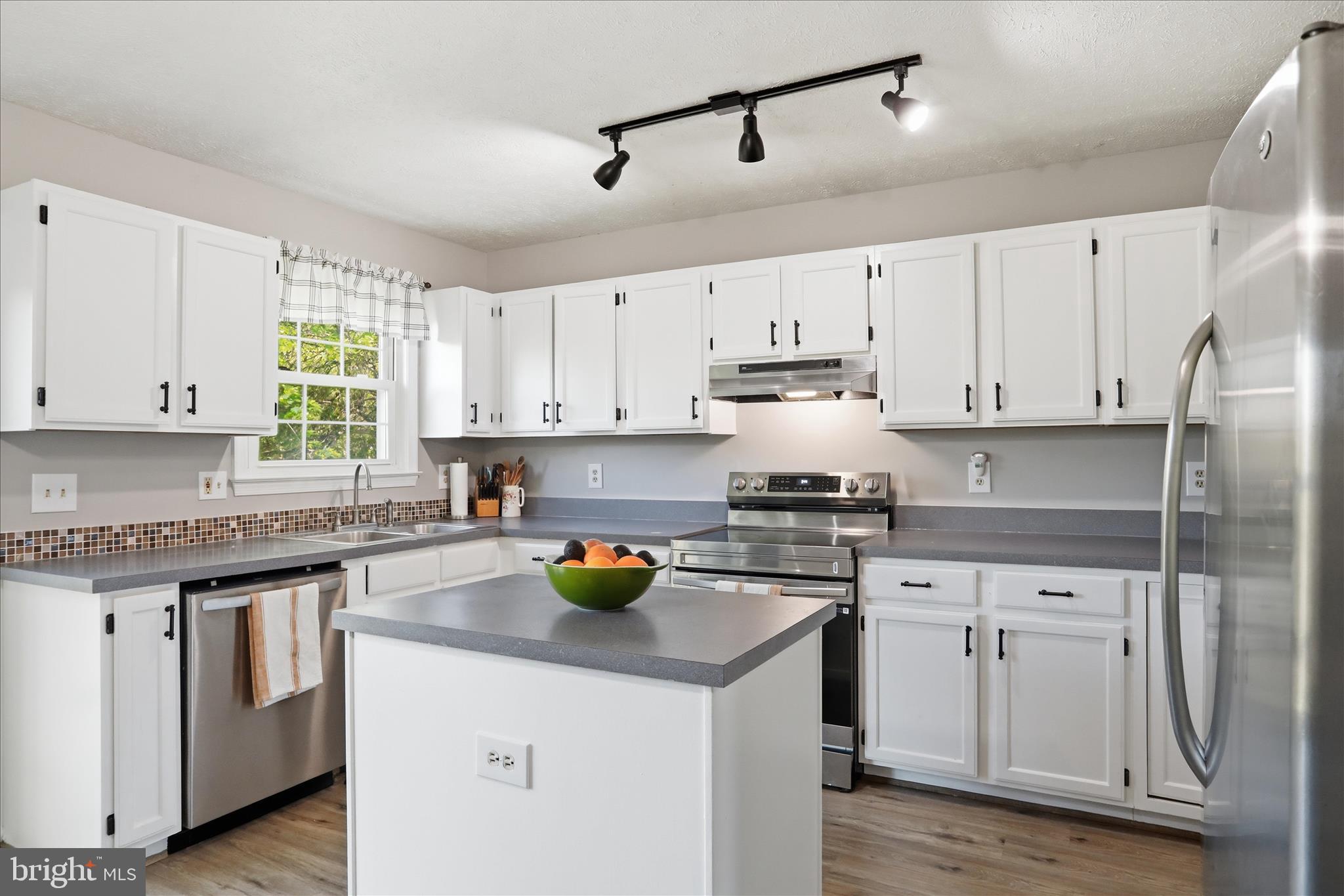 380 Granny Smith Road Linden, VA 22642 - Photo 12 of 31