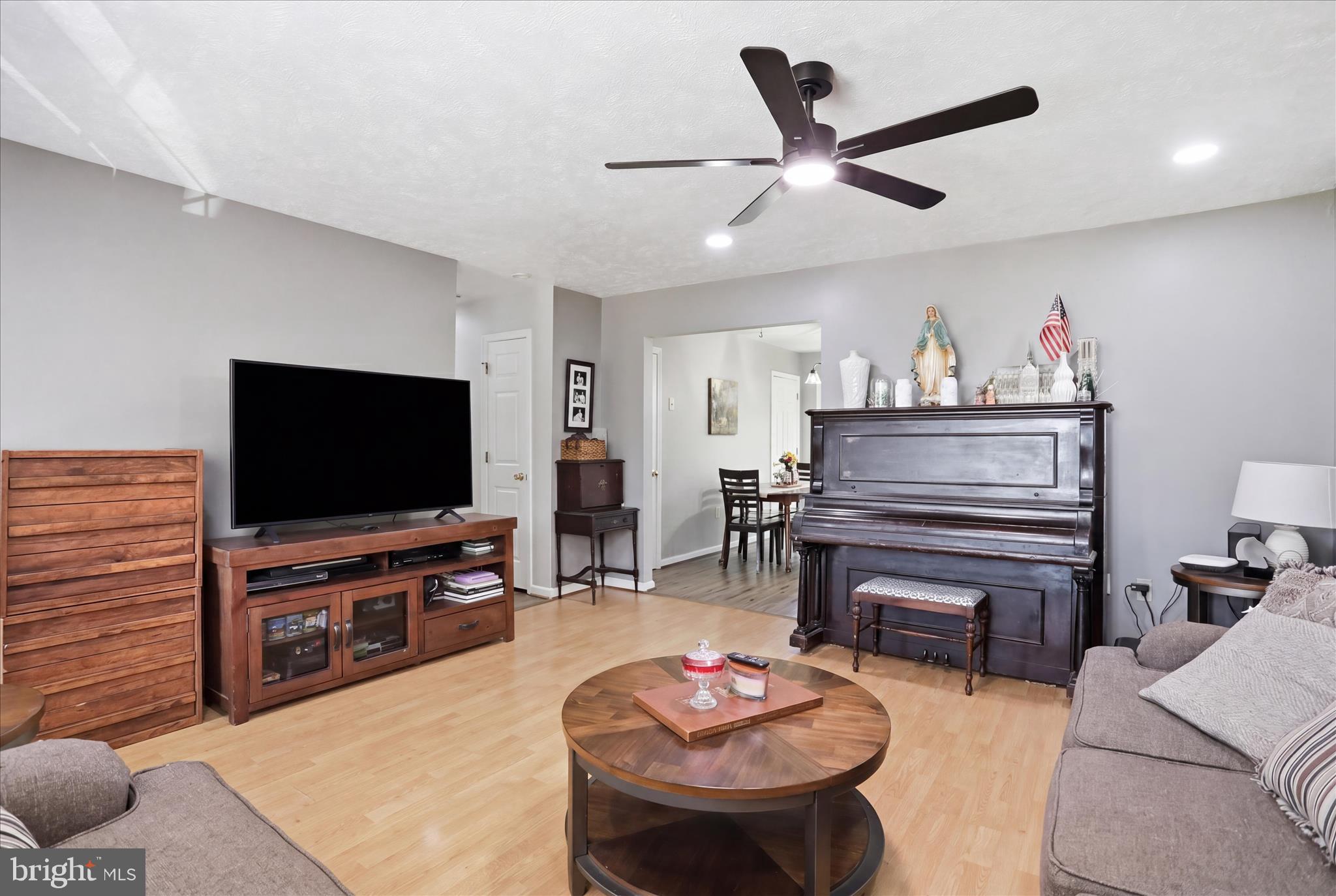 380 Granny Smith Road Linden, VA 22642 - Photo 6 of 31