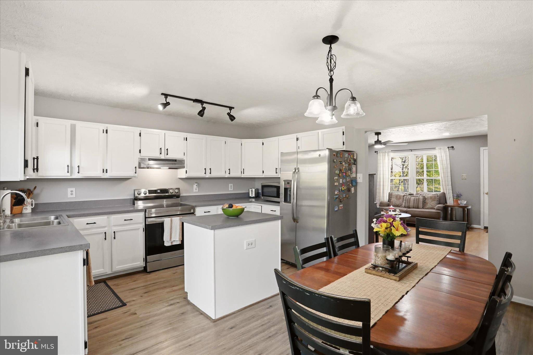 380 Granny Smith Road Linden, VA 22642 - Photo 10 of 31