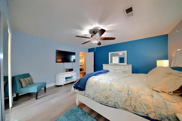 $525,000 | 3904 Dragoo Park Drive, Modesto, CA 95356