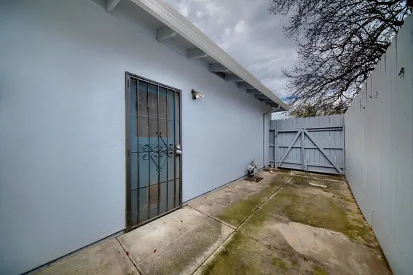 $525,000 | 3904 Dragoo Park Drive, Modesto, CA 95356