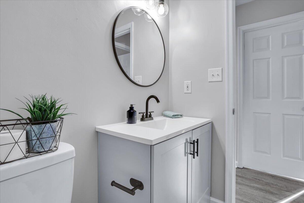 6540 Forest View Road Roanoke, VA 24018 - Photo 37 of 44 Downstairs full bath