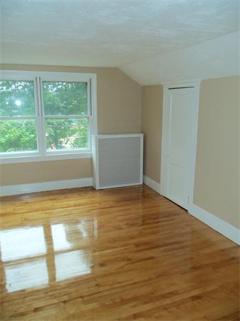 2 Tunis Road Worcester, MA 01606 - Photo 9 of 16 Gallery Image 9